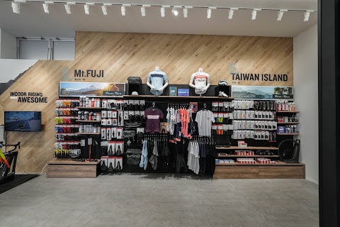Trek Bicycle Kanazawa — bike rental in Kanazawa