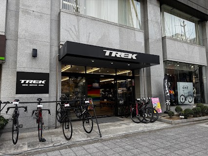 TREK Bicycle Osaka (Honmachi + Umeda) — bike rental in Osaka